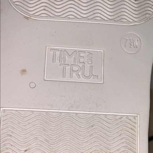 TIME and TRU Walmart Black & Leopard Sneakers - Picture 16 of 16